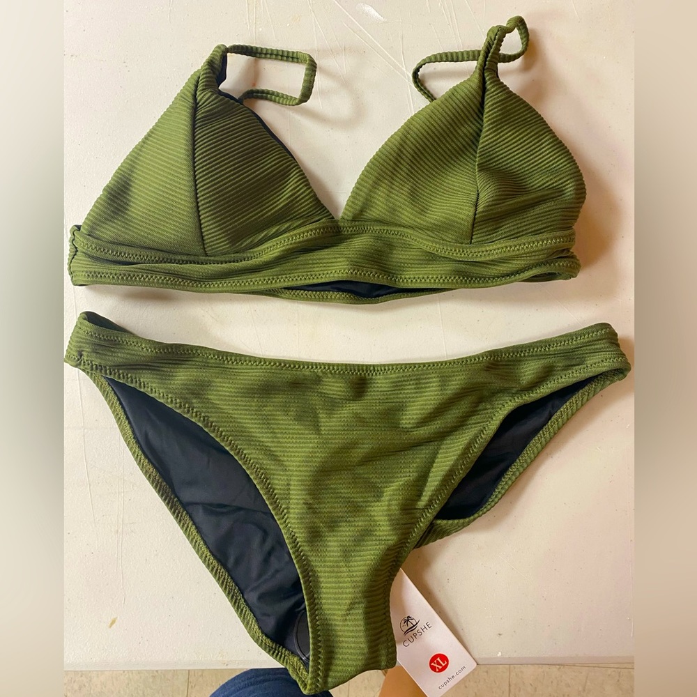 Green Bikini
